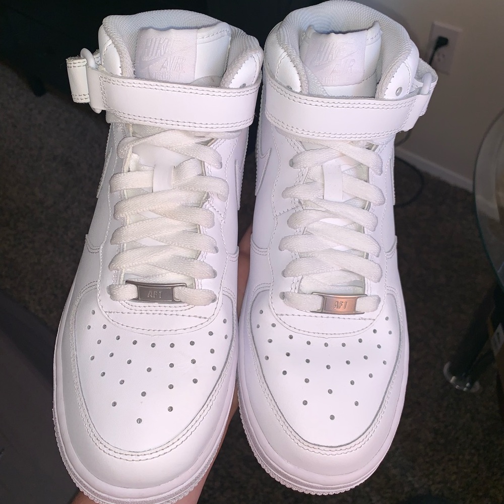 AF1